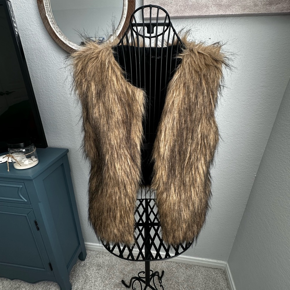 Faux Fur Vest in Brown